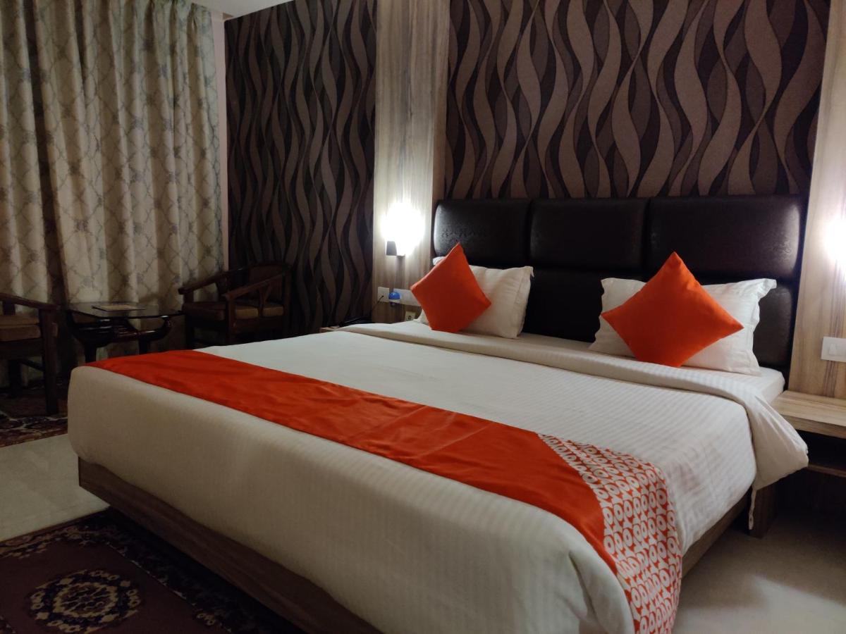 Hotel Vip Square بوري المظهر الخارجي الصورة