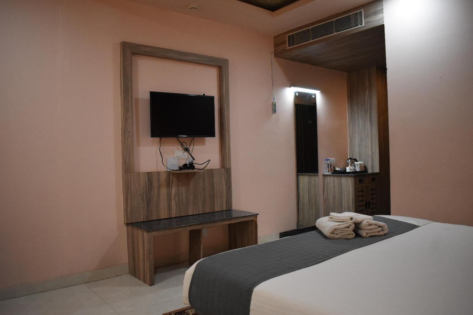 Hotel Vip Square بوري المظهر الخارجي الصورة