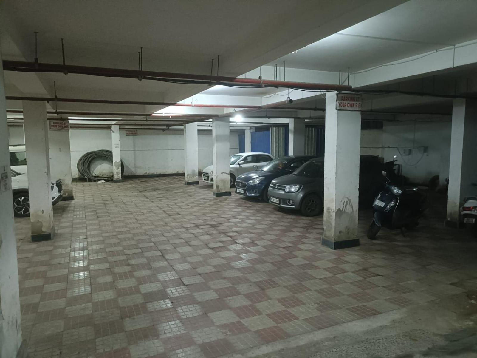 Hotel Vip Square بوري المظهر الخارجي الصورة